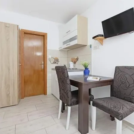 Apartments Ljubica Tivat Exterior photo