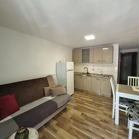 Apartments Ljubica Tivat Exterior photo